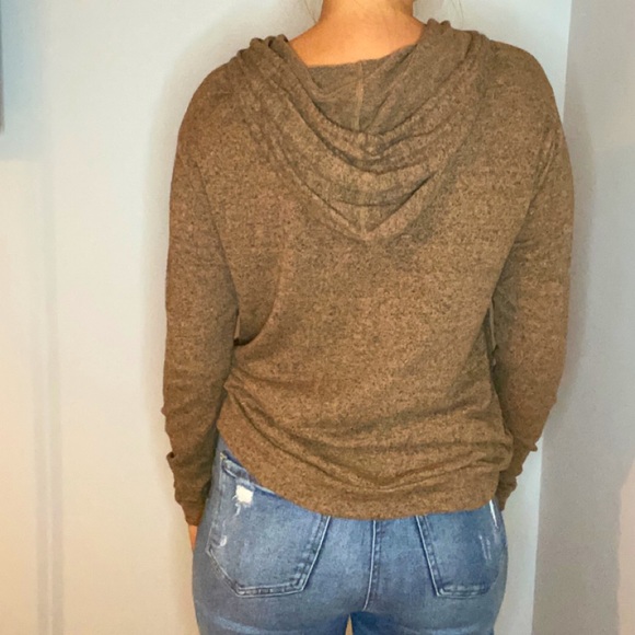 Sweatshirt - Picture 3 of 3